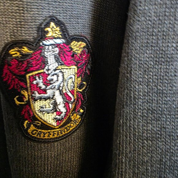 4x Adult Licensed Official Harry Potter Gryffindor Button Down Cardigan - Picture 2 of 4